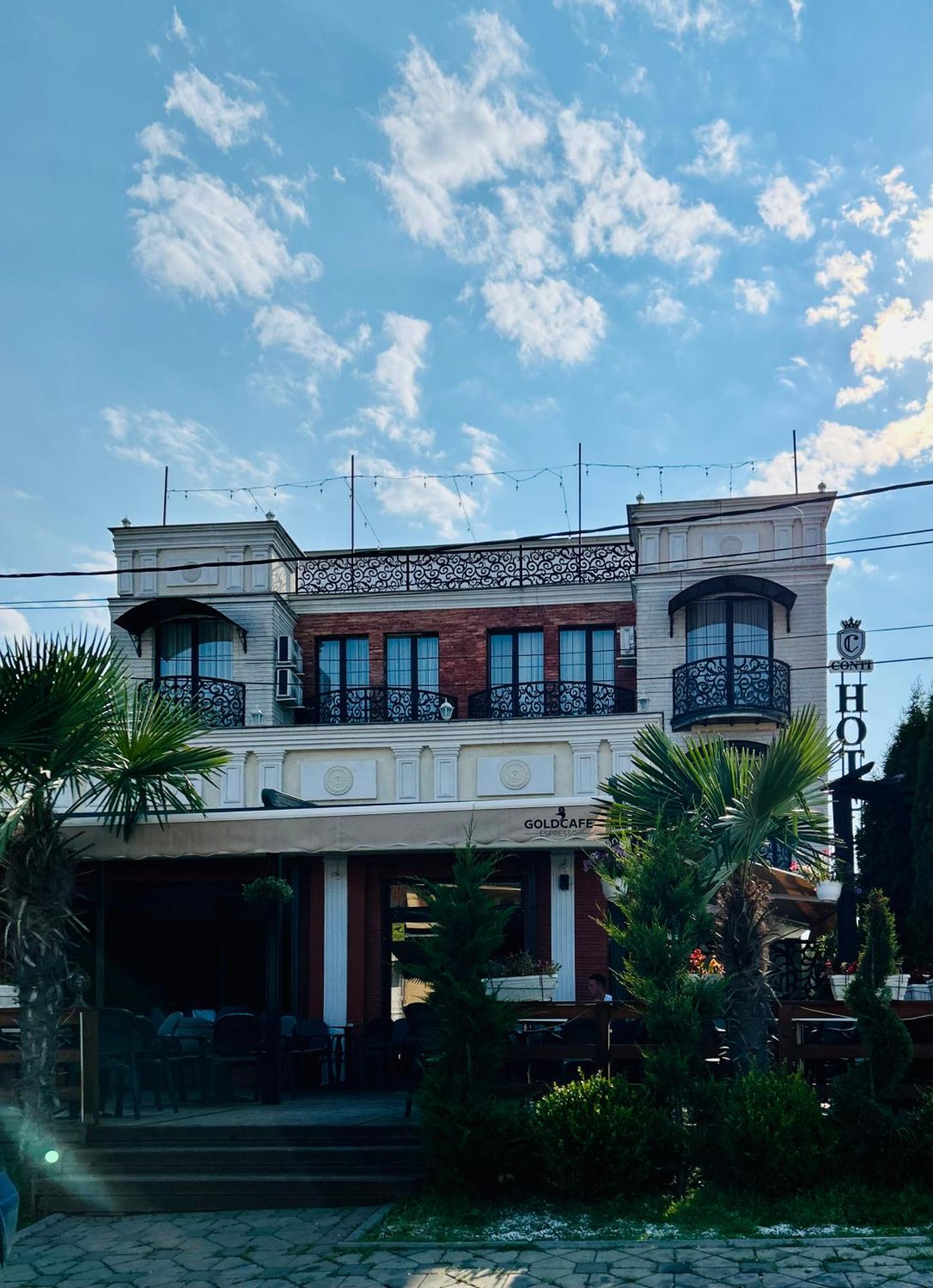 Conti Hotel & Restaurant Gjakova Dış mekan fotoğraf